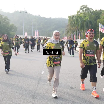 Runner Photo 6852180