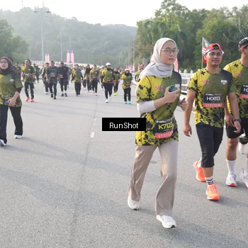 Runner Photo 6852214