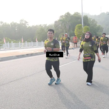 Runner Photo 6852281