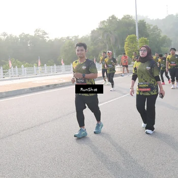 Runner Photo 6852285