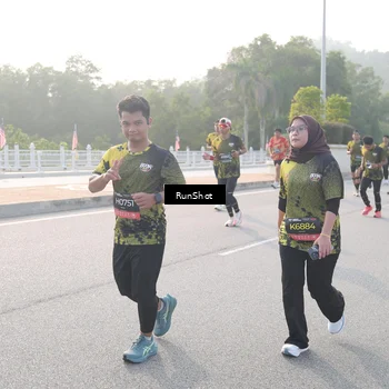 Runner Photo 6852323