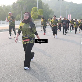 Runner Photo 6852346