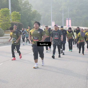 Runner Photo 6852365