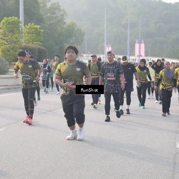 Runner Photo 6852369