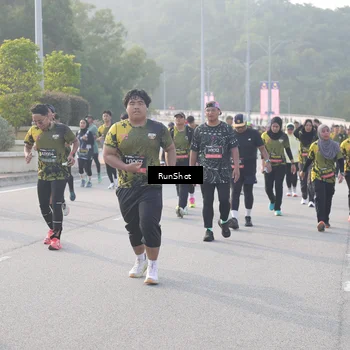 Runner Photo 6852382