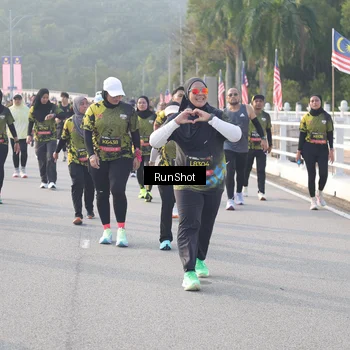 Runner Photo 6852425