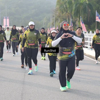 Runner Photo 6852457