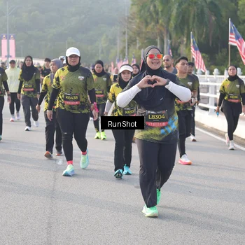 Runner Photo 6852459