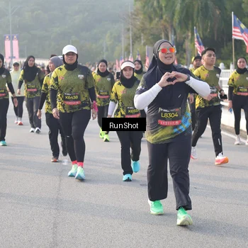 Runner Photo 6852465