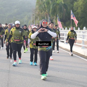 Runner Photo 6852468