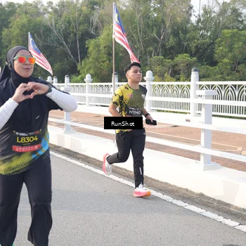 Runner Photo 6852559