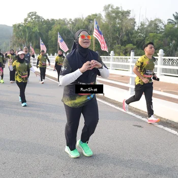 Runner Photo 6852565