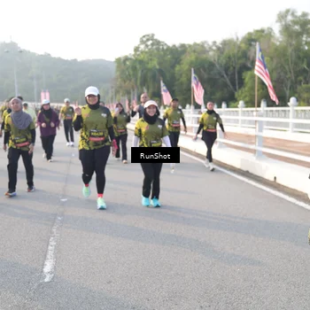 Runner Photo 6852587