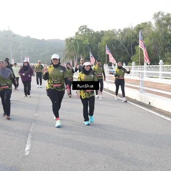 Runner Photo 6852611