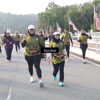 Runner Photo 6852621