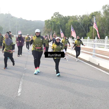 Runner Photo 6852622