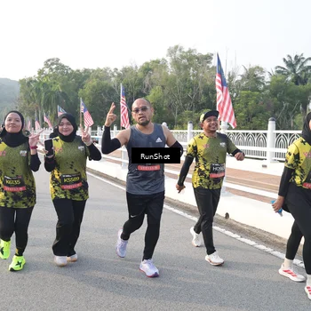 Runner Photo 6852789