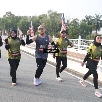 Runner Photo 6852797
