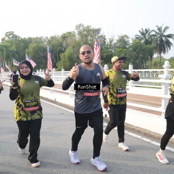 Runner Photo 6852814