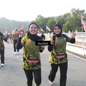 Runner Photo 6852827