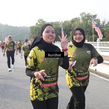 Runner Photo 6852840