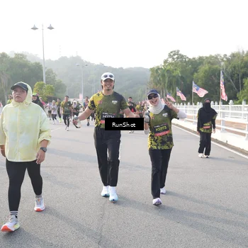 Runner Photo 6852926