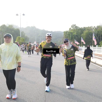Runner Photo 6852928