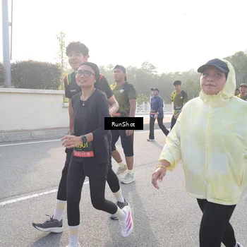 Runner Photo 6852974