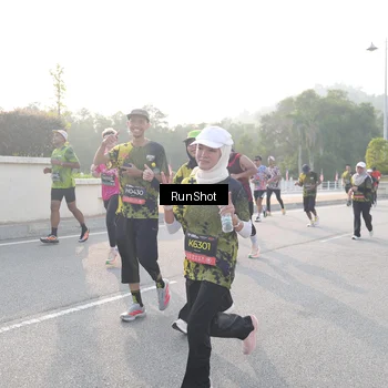 Runner Photo 6853082