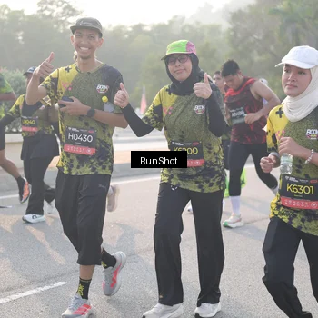 Runner Photo 6853091