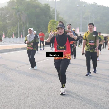 Runner Photo 6853133