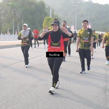 Runner Photo 6853135