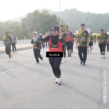 Runner Photo 6853154