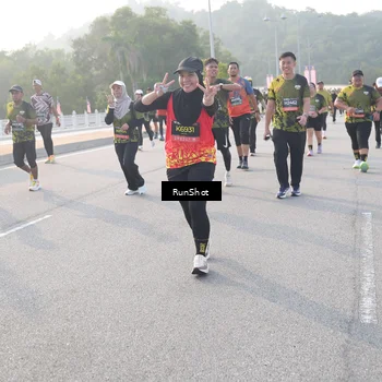 Runner Photo 6853174