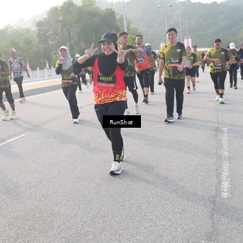 Runner Photo 6853183