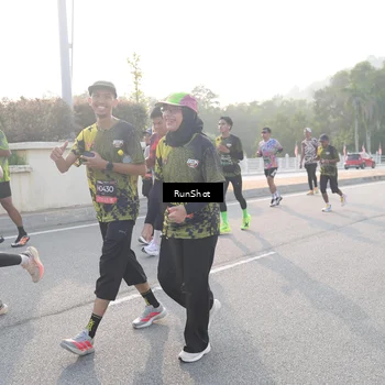 Runner Photo 6853195