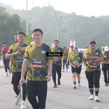 Runner Photo 6853230