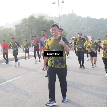 Runner Photo 6853263