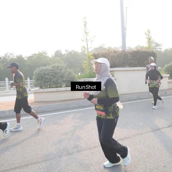 Runner Photo 6853271