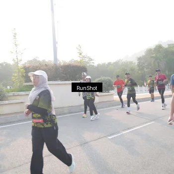 Runner Photo 6853273