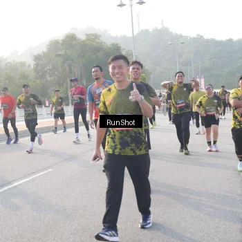 Runner Photo 6853278