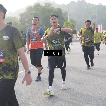 Runner Photo 6853300
