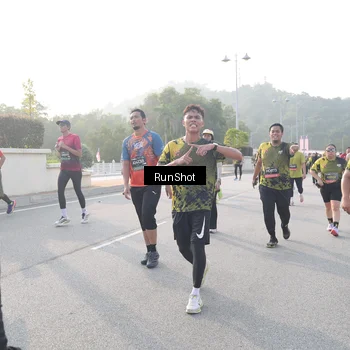 Runner Photo 6853311