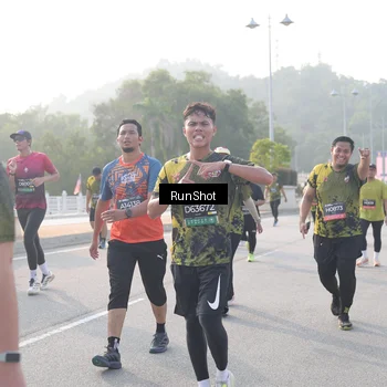 Runner Photo 6853312