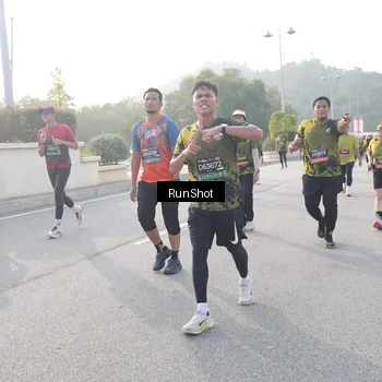 Runner Photo 6853323