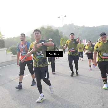 Runner Photo 6853334