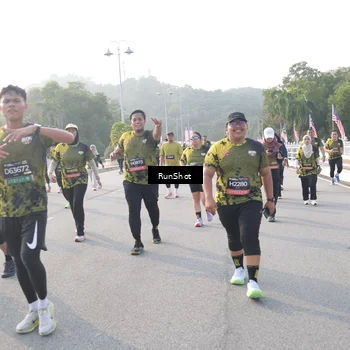 Runner Photo 6853337