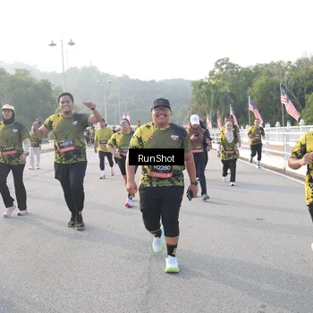 Runner Photo 6853350