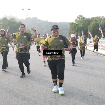 Runner Photo 6853364