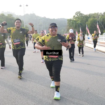 Runner Photo 6853367